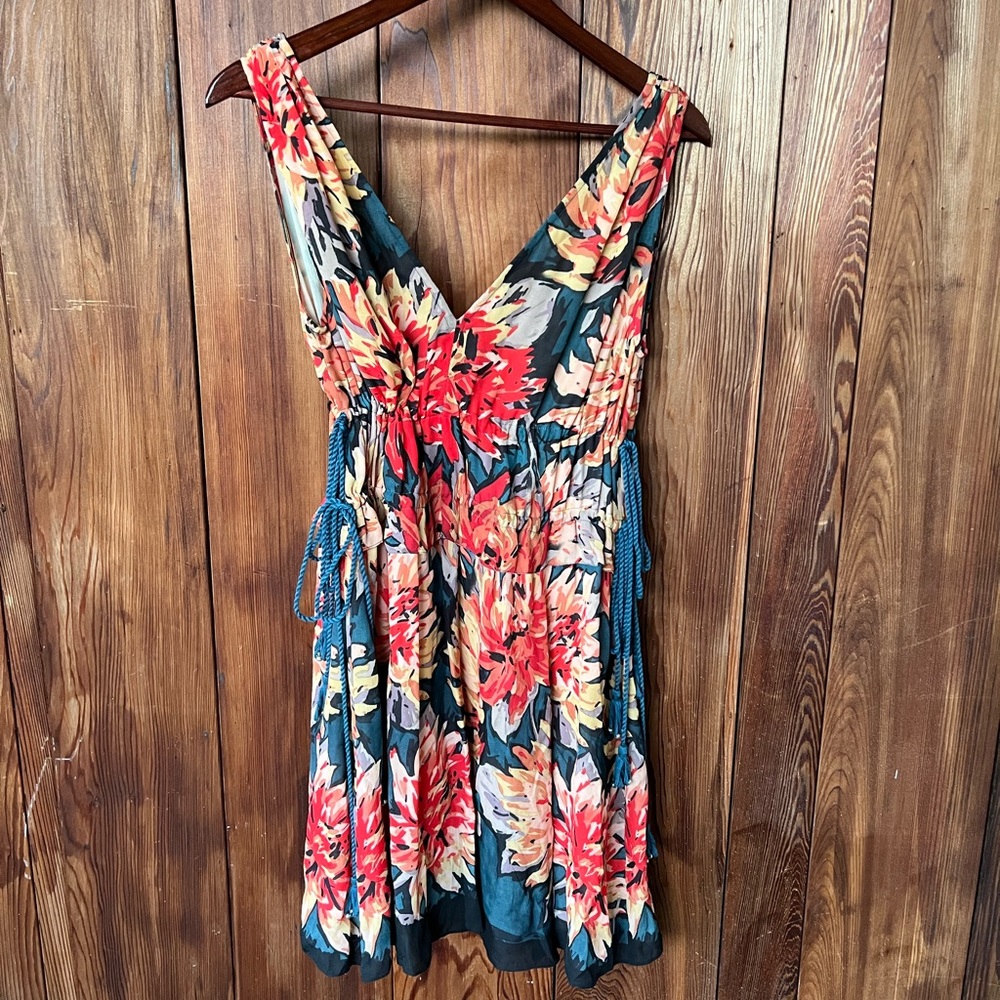 Floral silk dress, adjustable